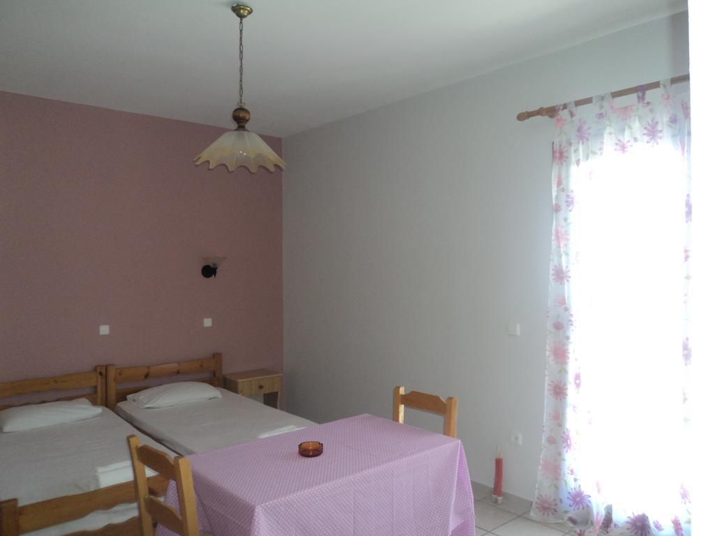 Erminia Studios Mousata Ruang foto